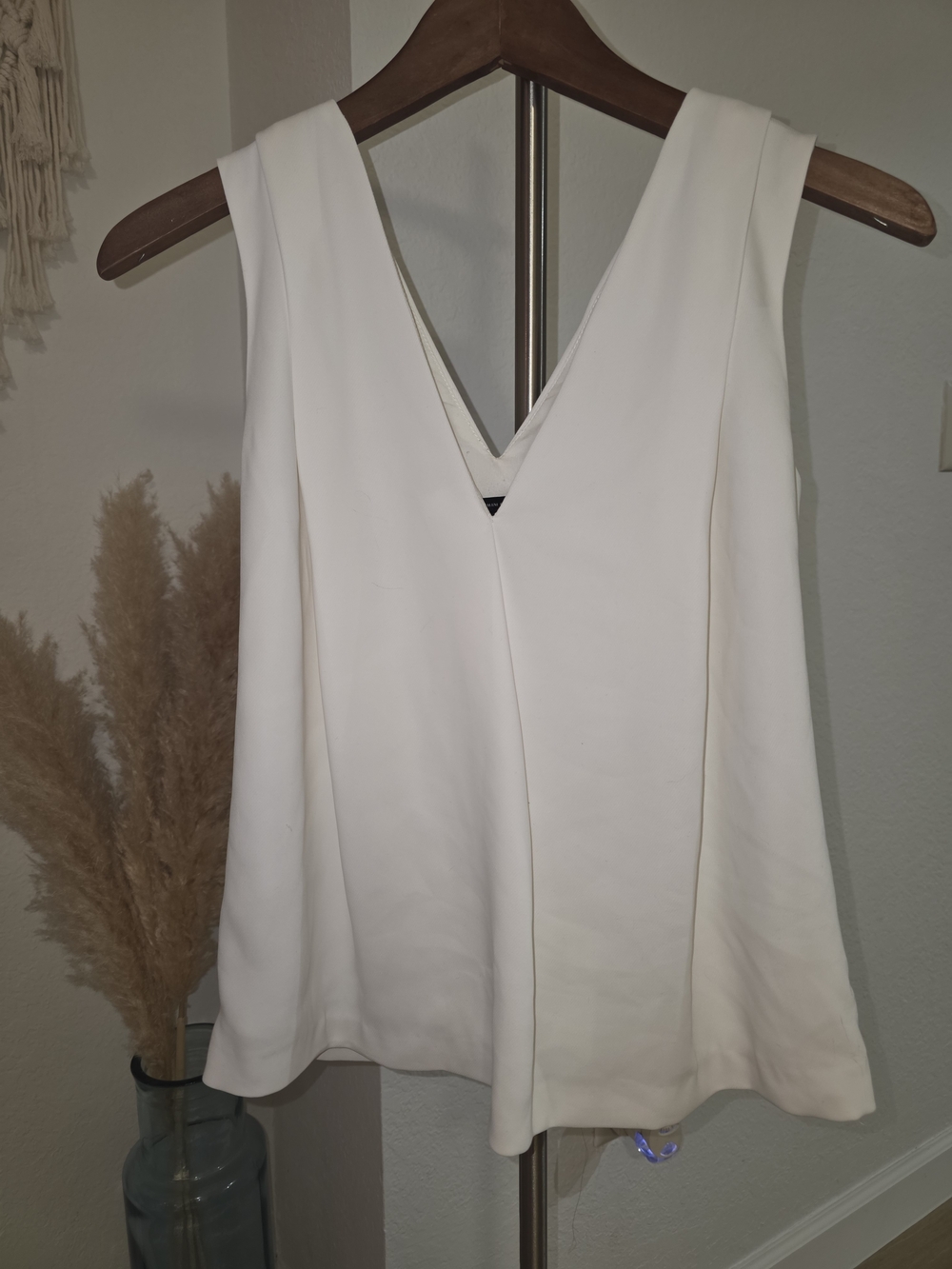 A/X Armani Exchange Cream V-Neck Sleeveless Camisole